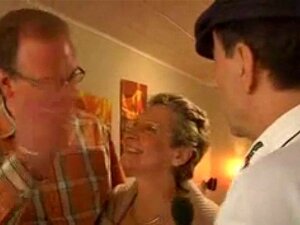 Guarda il sesso della nonna