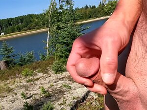 Draußen in der Öffentlichkeit wichsen!