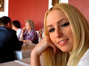 Луда аматерка плавуша, POV секс видео,