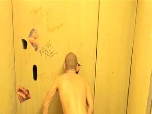 Gay gloryholes och gay handjobb - Snuskig våt gay hardcore sex 03