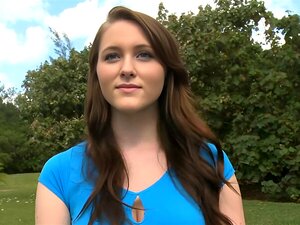 Sinnliche Dame erreicht helle Orgasmen von heißer sex-Session