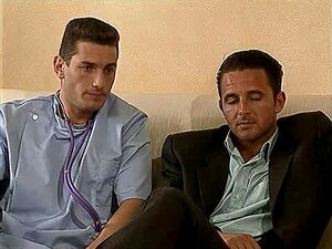 Британска МИЛФ Кирстин Халборг