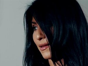 Busige lesbische Milf geleckt