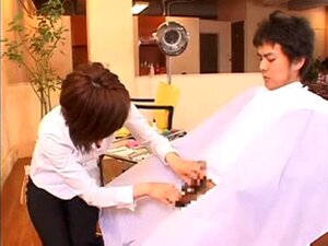 Harigere handjob. Harigere Handjob