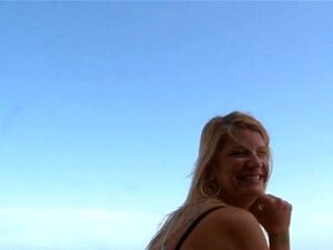 Ångande heta kurviga rumpor