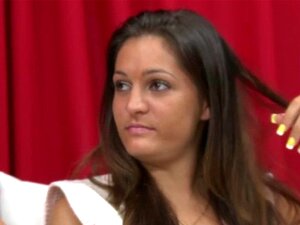 Cfnm риба се смеје голом типу