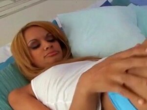 Tyra Banxxx Huora Kuuma Masturbaatio