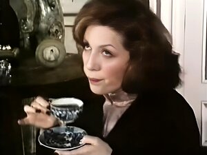 Hausgemachte pov Realität amateur Schlampe genießt hartes ficken