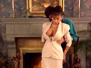 Vintage Analsex mit Sarah Youthful in Nylons