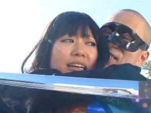 Geile Japanerin, Gruppensex-Pornofilm,