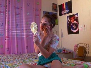 Слатка аматерка слаткица игра се са