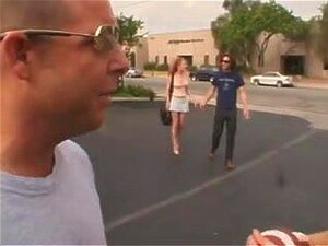 Audry bekommt Gangbanged in einem Wohnmobil (Camaster),