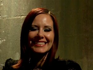 Maitresse Madelines kleine Penis-Demütigung POV Bonus Teaser