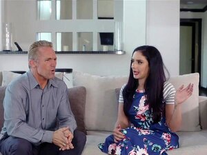 FamilyStrokes - Жудим да мој очух узме моју