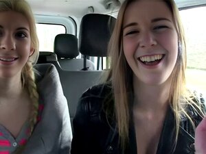 Guarda questo adorabile gruppo di amiche arrapate durante il loro