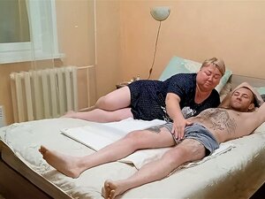 moglie spies su come matrigna-in-law succhia il mio cazzo