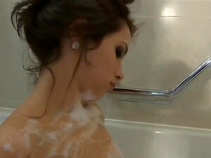 Sexy Amateur-Arschvideo zeigt die Schlampe im Whirlpool, heiße