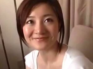 35-jähriges, pelzbedecktes Japanisch genießt 2B Creampie