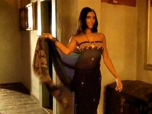 Aufregende erotische Tanzbewegungen