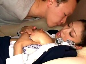 Goed uitziende busty Aziatische Reiko Kobayakawa werd nauwelijks
