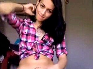 Bella bruna webcam shemale