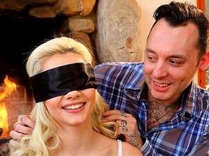 Grande sorpresa dal suo cognato