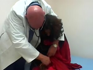 sehr heißes frisches indisches Mädchen geleckt und gefickt. sehr