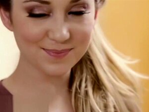 Remy Lacroix macht Analsex mit ihrem Freund