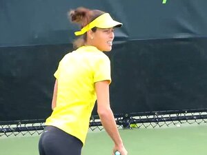 Ana Ivanovic heiß wie die Hölle in Spandex