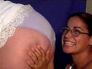 Wazoo-Schnüffler, zwei große weiße Arsch-Doxies werden frech.