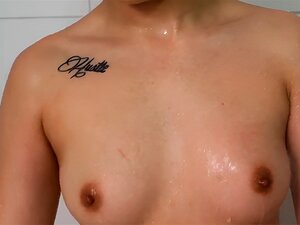 Лулу Цху ужива у тврдом члану