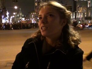 Katarina in einem Video mit einer Straßenfickerin und einer schönen