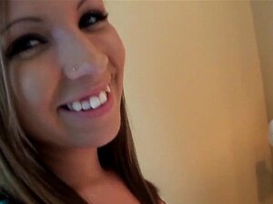 Fallo andare sempre più in profondità. Solo le ragazze universitarie