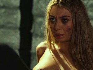 Sarah küsst Kat auf den Mund. Sarah küsst Kat auf den Mund und