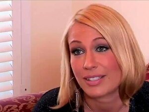 Врућа Меллание се јебе поред базена