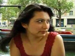 Лепа длакава Францускиња јебе се са