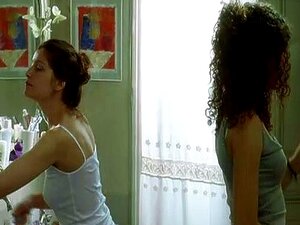 Лаетиција Каста секс сцена у великом