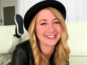 Die sexy Hawaii-Süße Mandy Armani ist zurück am Set für mehr