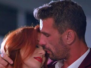 Tiefer. Maitland Wards erstes Anal-EXKLUSIV