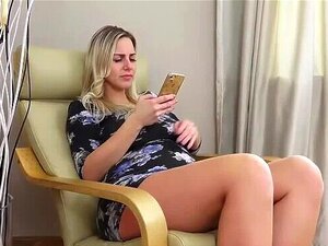 Selfie-Zeit wird durch schmerzhafte Kontraktionen unterbrochen!