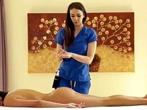 HEISSE LESBISCHE MASSAGE