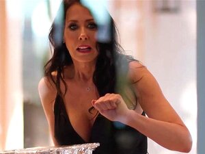 Reagan Foxx ist SO ENTTÄUSCHT, als sie ihren Stiefsohn Juan Loco