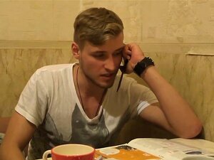 Mit verbundenen Augen und gefesselt, hat diese betrügende Schlampe