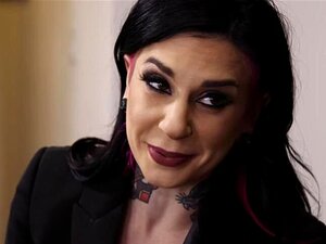 Prinssi tuskin panee Rizzo Fordia sohvalla. Matchmaker Joanna