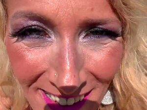 Deutsche Stiefmutter, die ich gerne ficken würde, Lana Vegas wird von