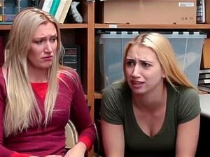 Cop fickt Stiefmutter und die Stieftochter des Compeers