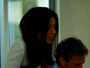 FantasyHD - Heiße blonde Tasha Reign Ölkörpermassage