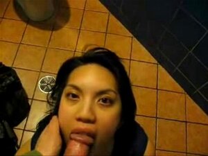 Kom i min asiatiske munn. Kom i min asiatiske munn