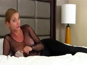 Dein nutzloser kleiner Schwanz muss bestraft werden