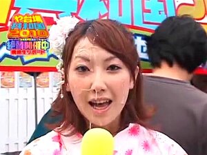 Bukkake cumshots op mooi Japans cutie en gek groupse